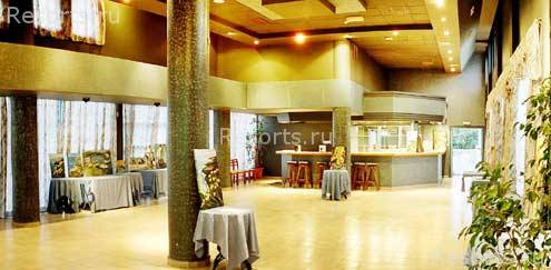 Mayfair Hotel & Apartments 29